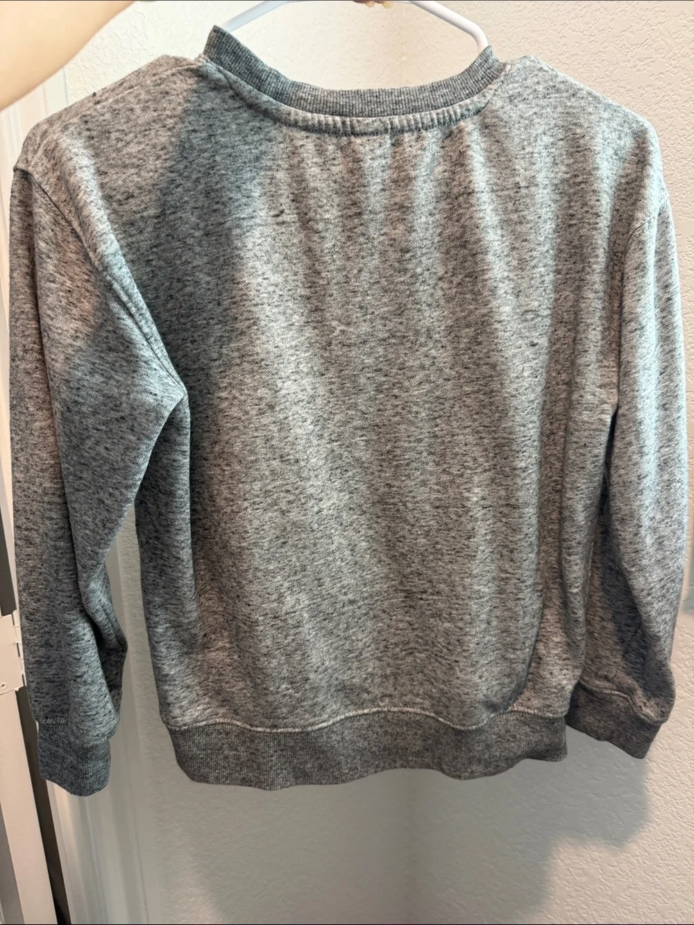Old Navy kids Heather Gray Crewneck Sweatshirt